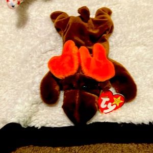 "Chocolate" Beanie Baby in new condition